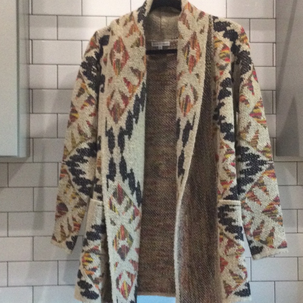 Woven heart Long sweater Cream color with pink red yellow gray navy blue pattern